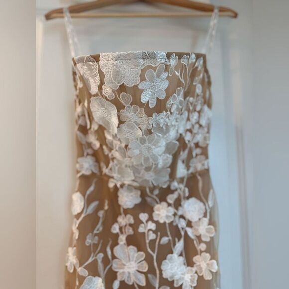 NWOT BRONX AND BANCO JASMINE MID-LENGTH DRESS, size XS, S, M available - Picture 8 of 16